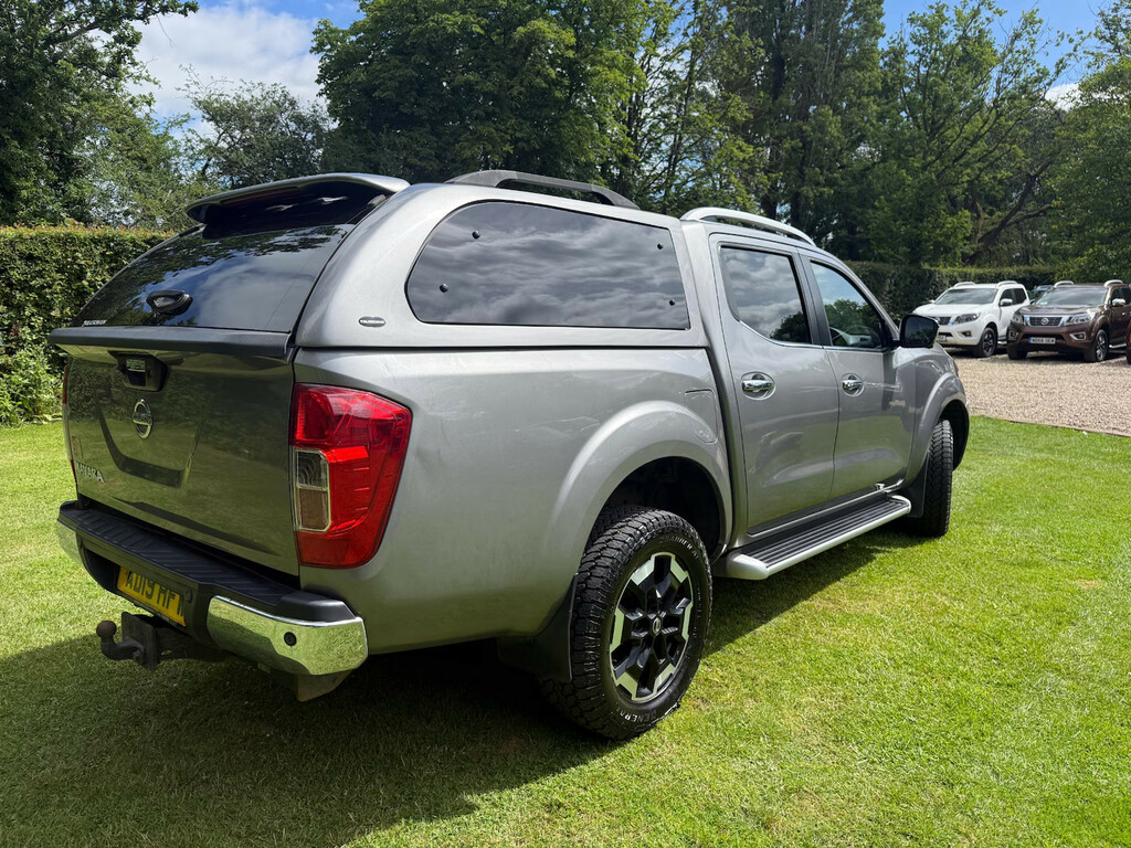 Nissan Navara Navara Tekna Dci White #7