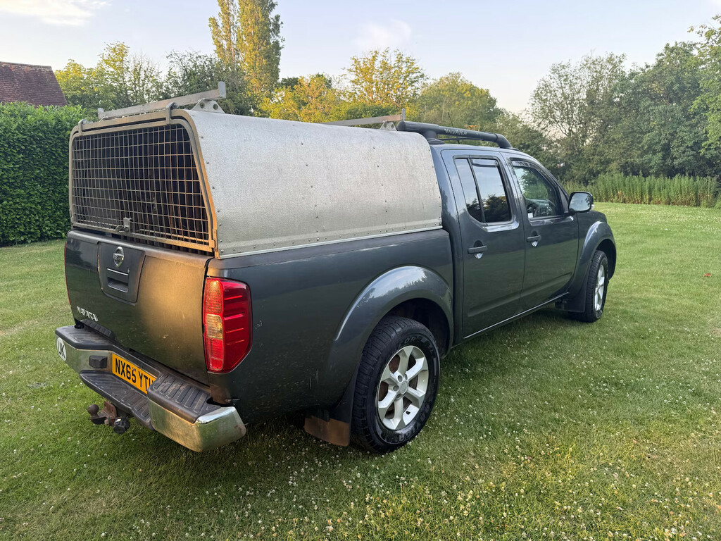 Nissan Navara Double Cab Pick Up Visia 2.5Dci 144 4Wd Double Cab Grey #6