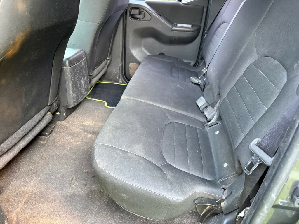 Nissan Navara 2.5L Dci Acenta 4X4 Shr Dcb Grey #8