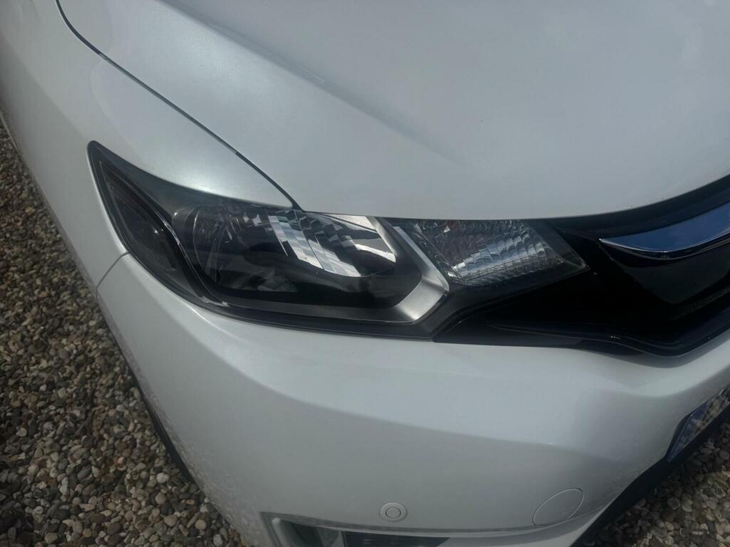 Honda Jazz Hatchback 1.3 I-vtec Se Navi Euro 6 Ss 201 EF66KGJ White #6