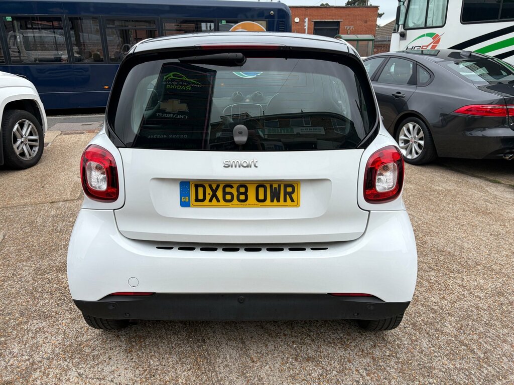 Smart Fortwo Coupe 1.0 Prime Premium Coupe Twinamic Euro White #5