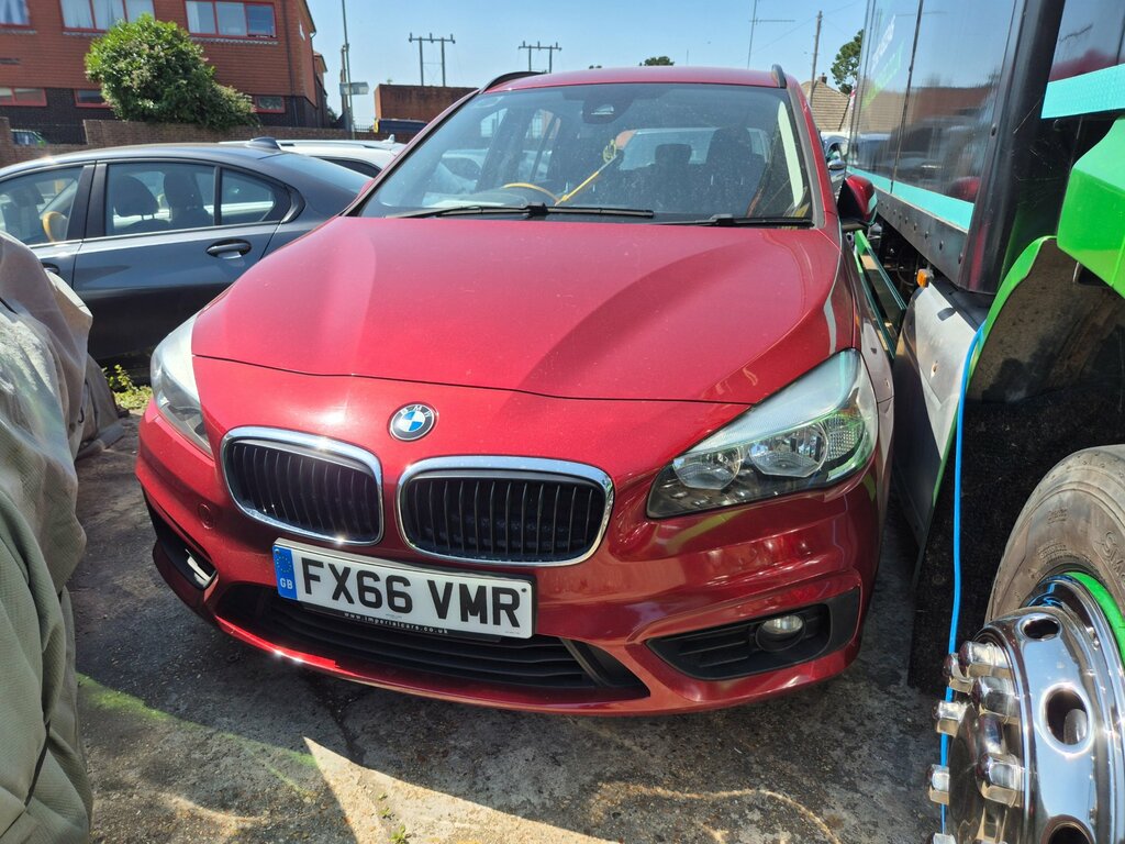 BMW 2 Series Gran Tourer 1.5 218I Se Mpv Euro 6 Ss 13 Red