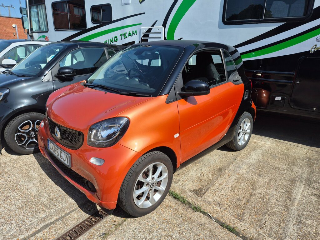 Smart Fortwo Coupe 1.0 Passion Coupe Twinamic Euro 6 Ss Orange