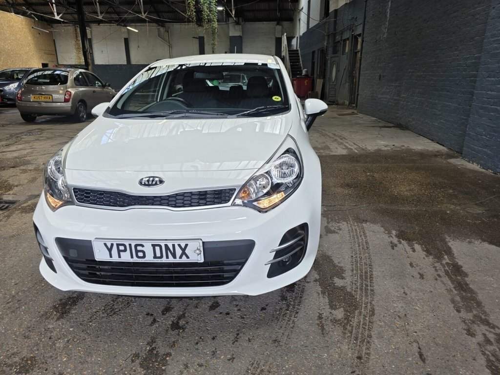 Kia RIO 1.3L 2 White #4