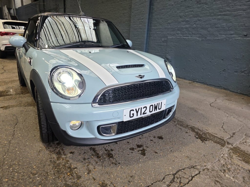Mini Convertible 2.0 Cooper D Euro 5 Blue #63