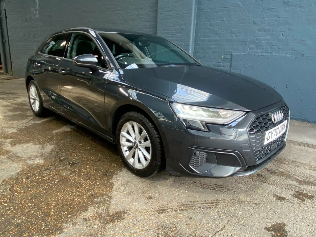 Audi A3 1L Technik Grey