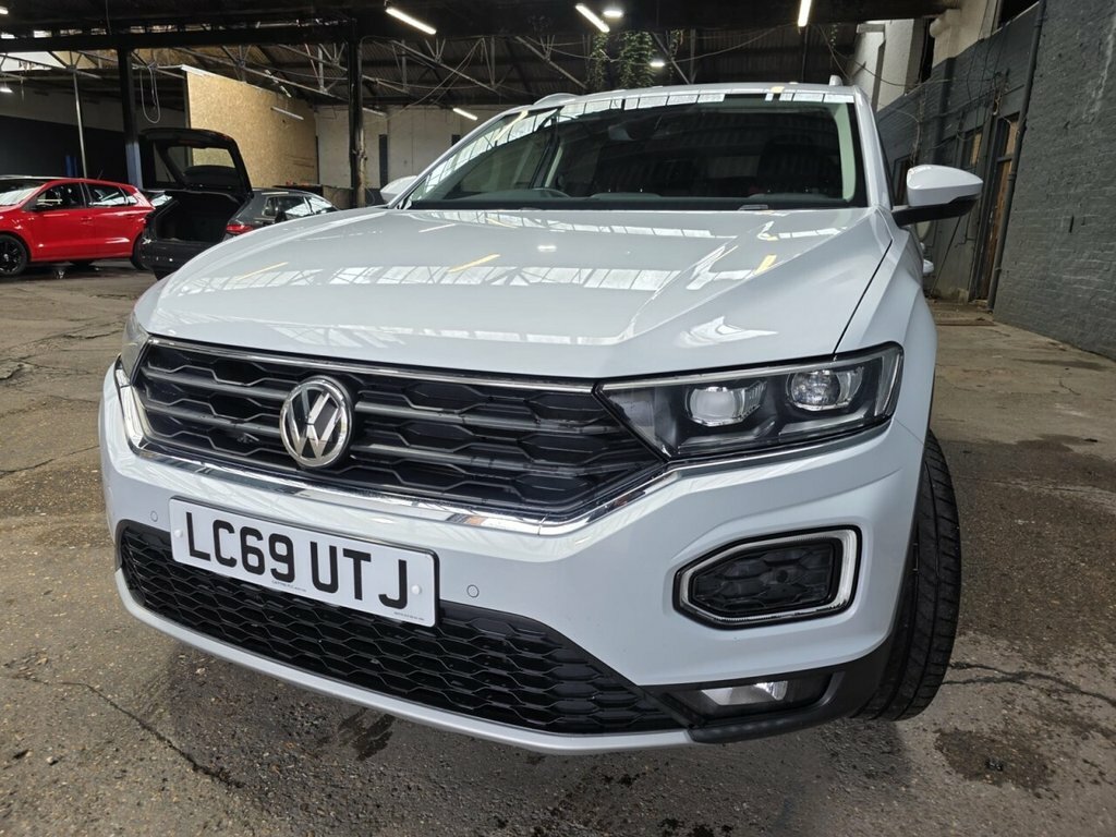 Volkswagen T-Roc 1.5L Sel LC69UTJ Silver #3