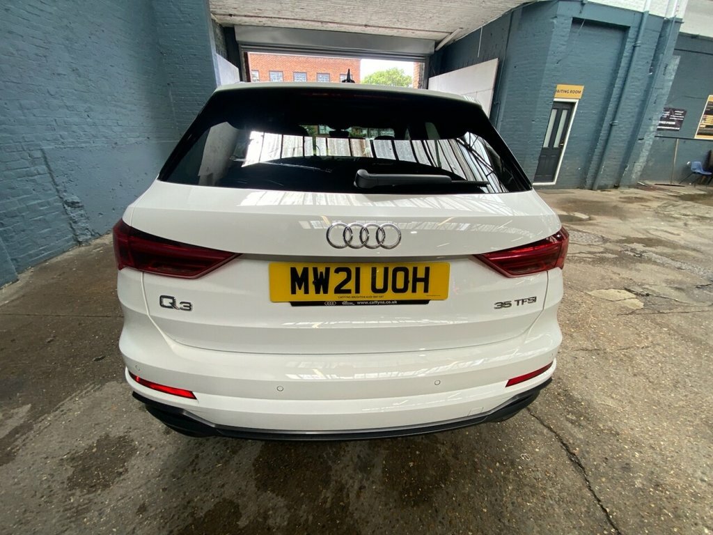 Audi Q3 1.5L S Line MW21UOH White #6