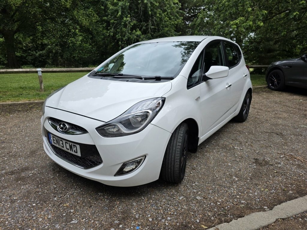 Hyundai Ix20 1.6L Active White #6