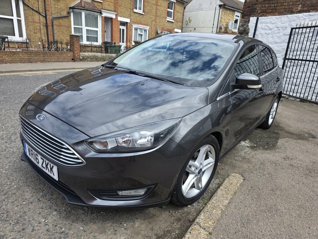 Ford Focus 1L Zetec Grey