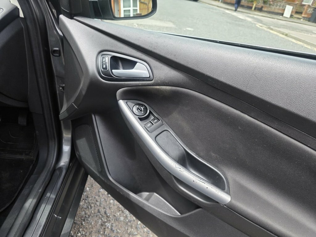 Ford Focus 1L Zetec Grey #6