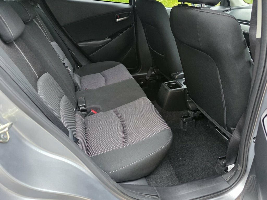 Mazda 2 2 Tech Edition Blue #32