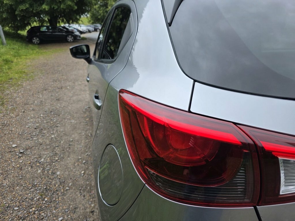 Mazda 2 2 Tech Edition Blue #16