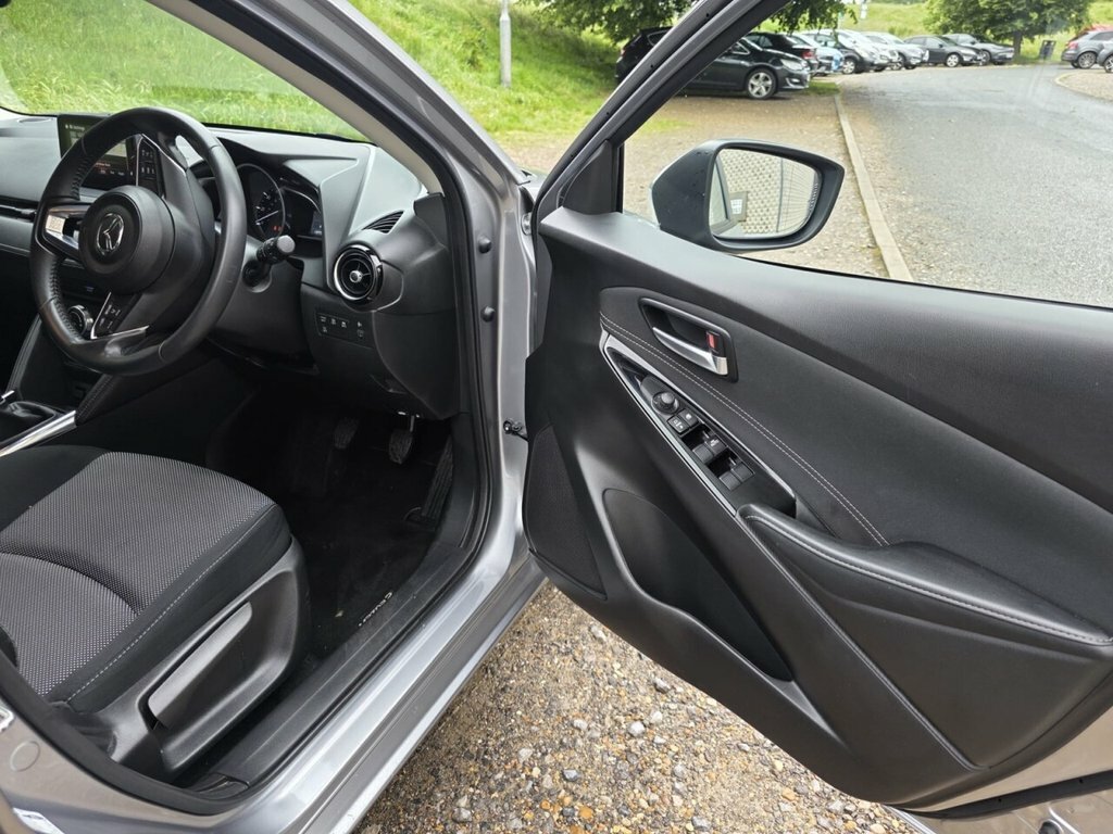 Mazda 2 2 Tech Edition Blue #28