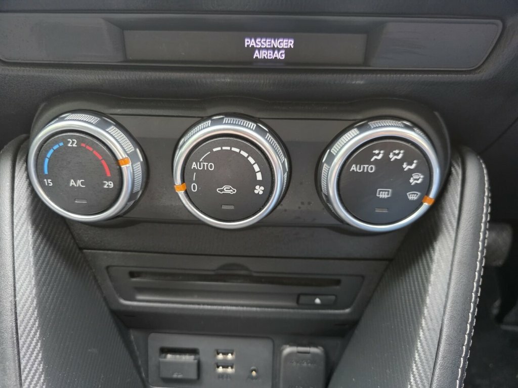Mazda 2 2 Tech Edition Blue #101