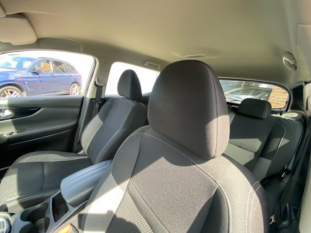 Nissan Qashqai 1.3L Acenta Premium DV21XHC Silver #5