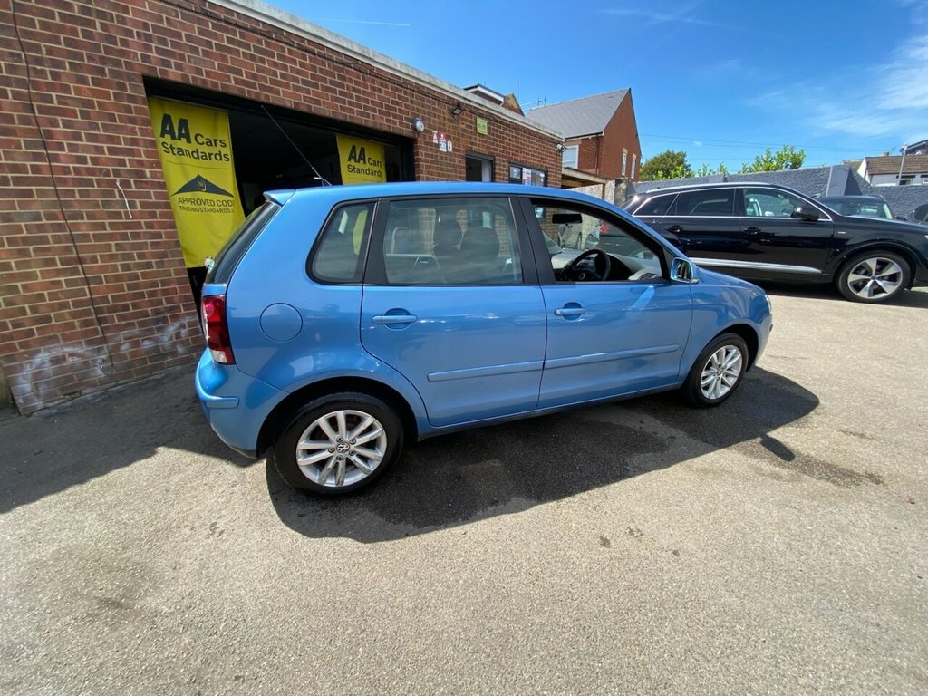 Volkswagen Polo Hatchback Silver #45