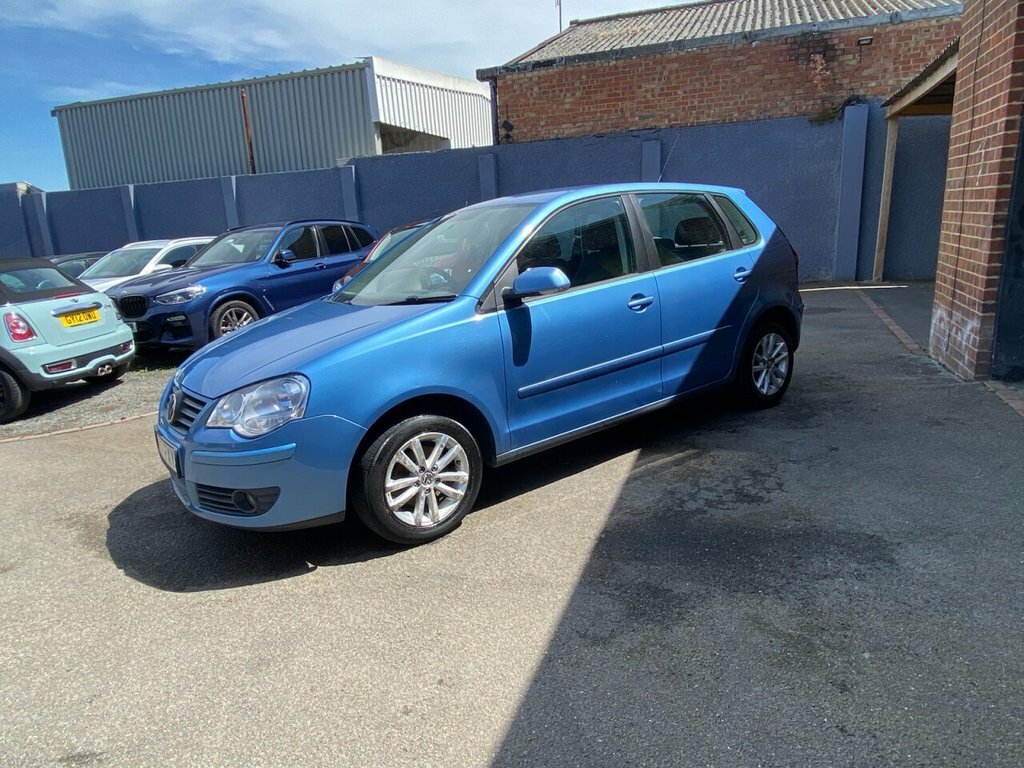 Volkswagen Polo Hatchback Silver #79