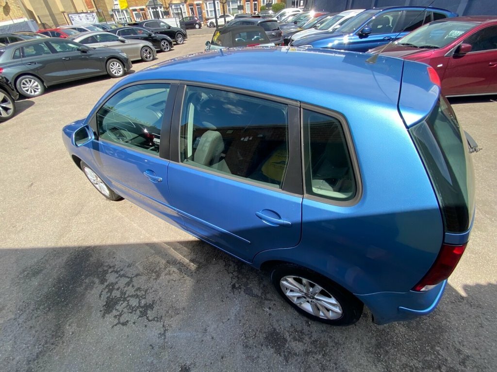 Volkswagen Polo Hatchback Silver #36