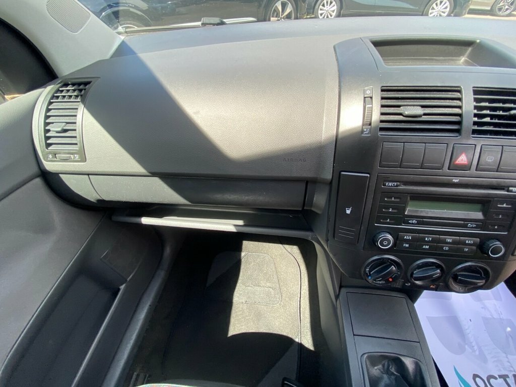 Volkswagen Polo Hatchback Silver #106