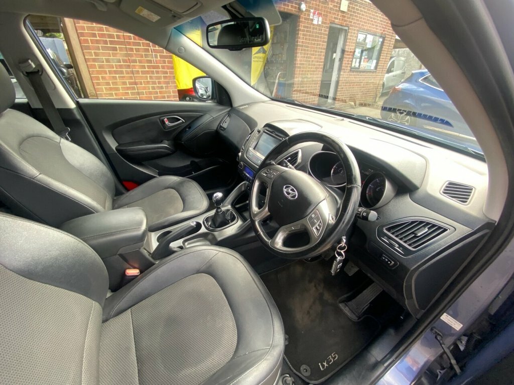 Hyundai Ix35 Crdi Se U2192 Silver #30