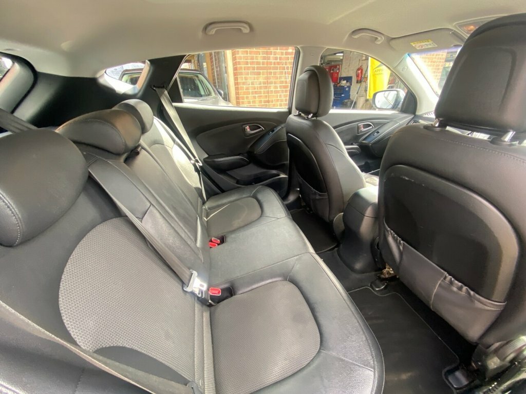 Hyundai Ix35 Crdi Se U2192 Silver #18