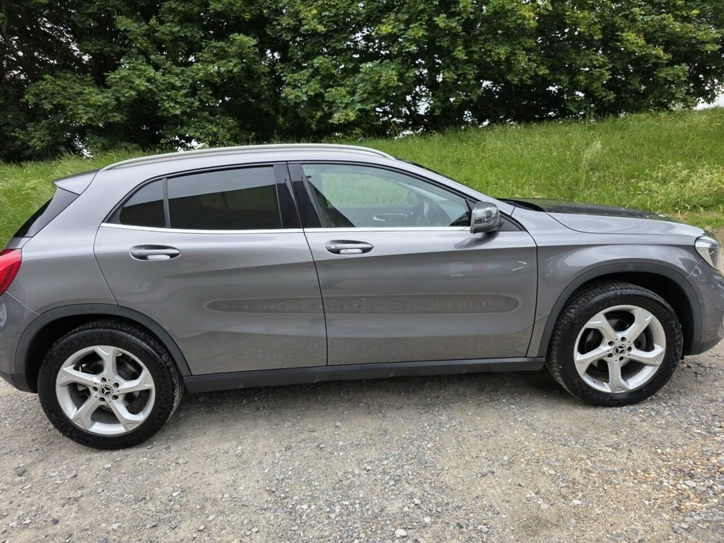 Mercedes-Benz GLA Class 1.6L Sport BU19AYW Grey #4