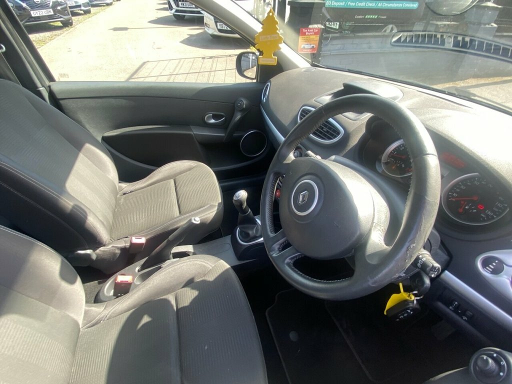 Renault Clio 1.6 Initiale Tomtom Vvt 110 Bhp Blue #55