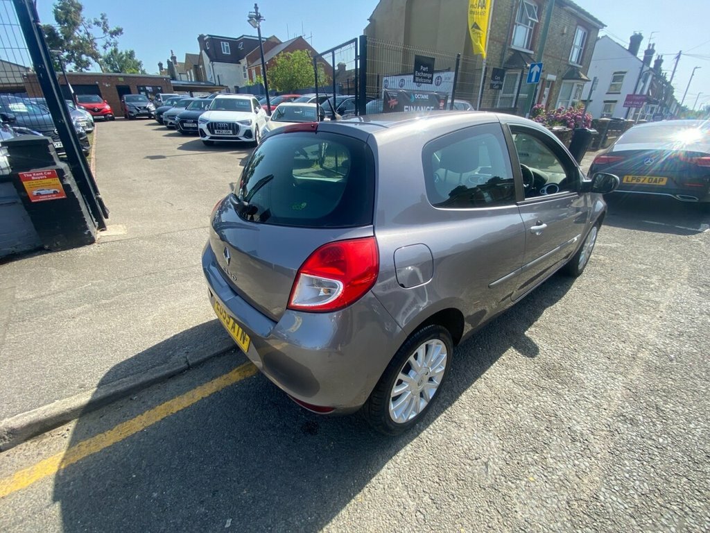 Renault Clio 1.6 Initiale Tomtom Vvt 110 Bhp Blue #38