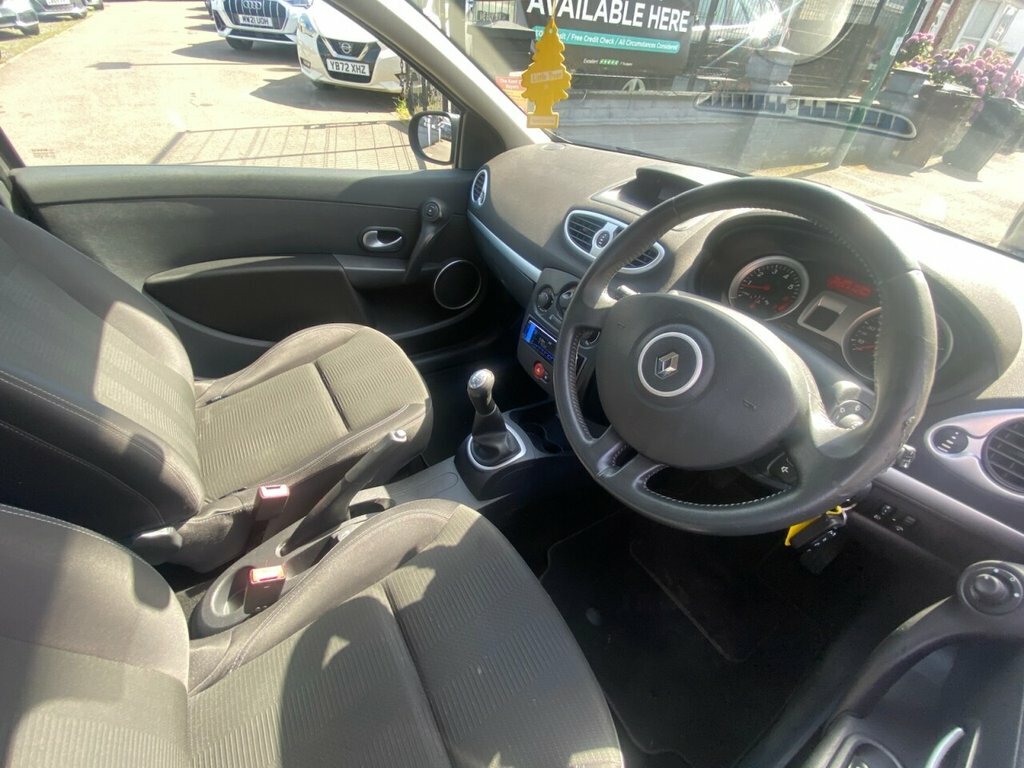 Renault Clio 1.6 Initiale Tomtom Vvt 110 Bhp Blue #64