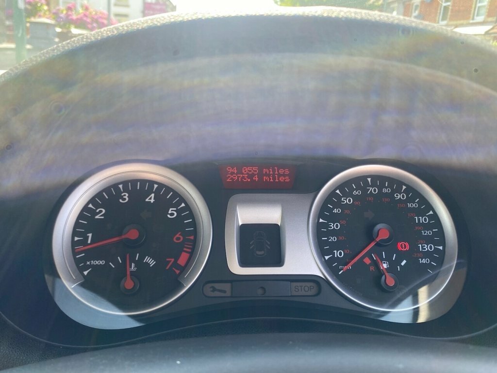 Renault Clio 1.6 Initiale Tomtom Vvt 110 Bhp Blue #52