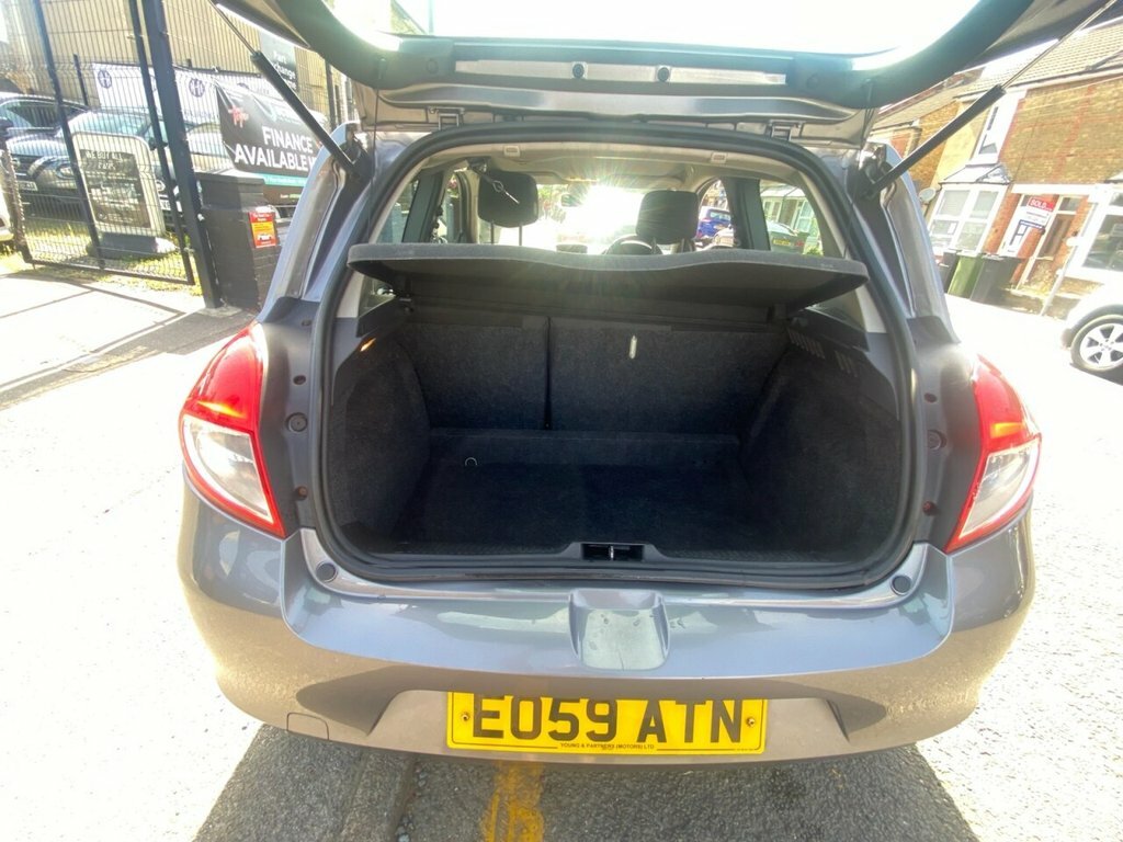 Renault Clio 1.6 Initiale Tomtom Vvt 110 Bhp Blue #71
