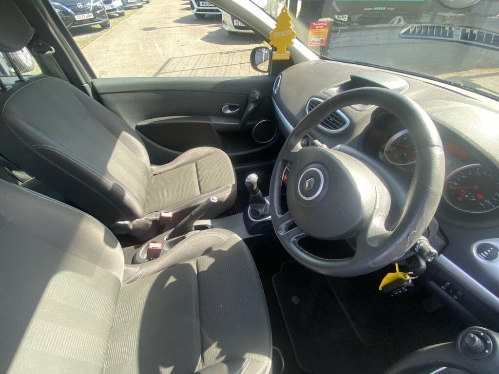 Renault Clio 1.6 Initiale Tomtom Vvt 110 Bhp Blue #42
