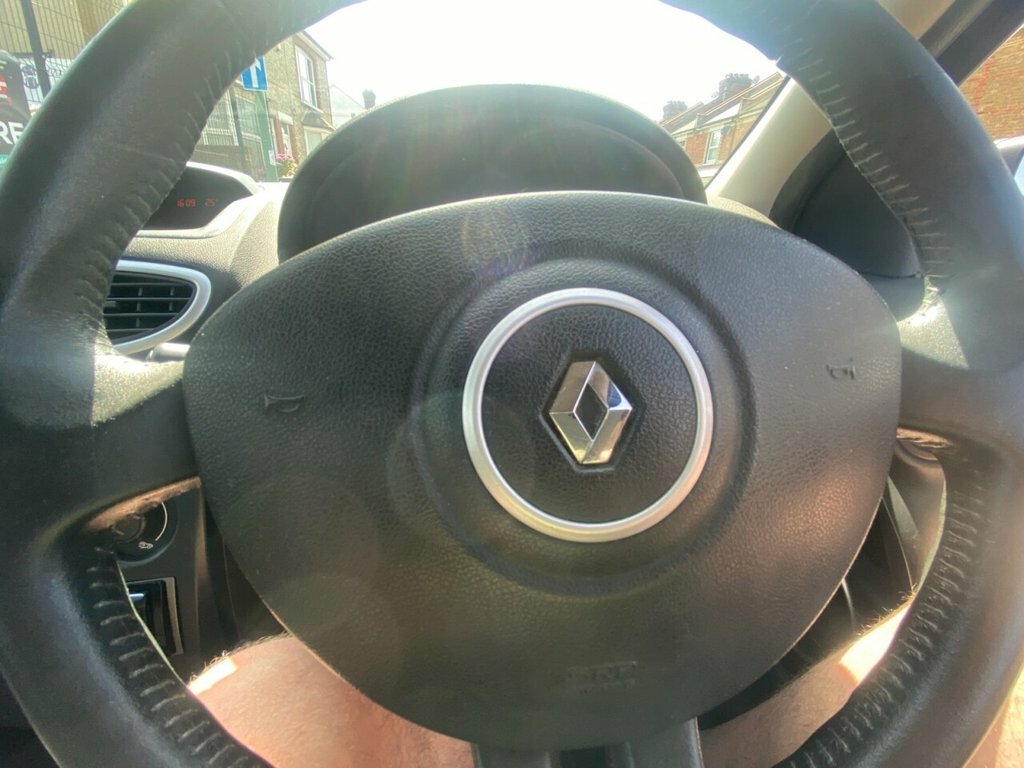 Renault Clio 1.6 Initiale Tomtom Vvt 110 Bhp Blue #47