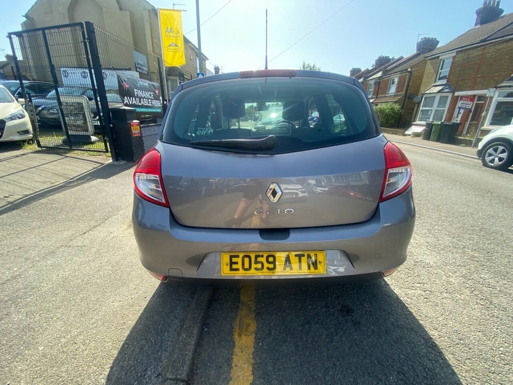 Renault Clio 1.6 Initiale Tomtom Vvt 110 Bhp Blue #8
