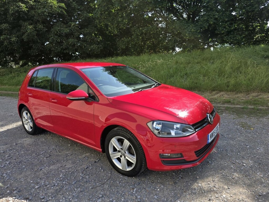 Volkswagen Golf 1.4L Match Red