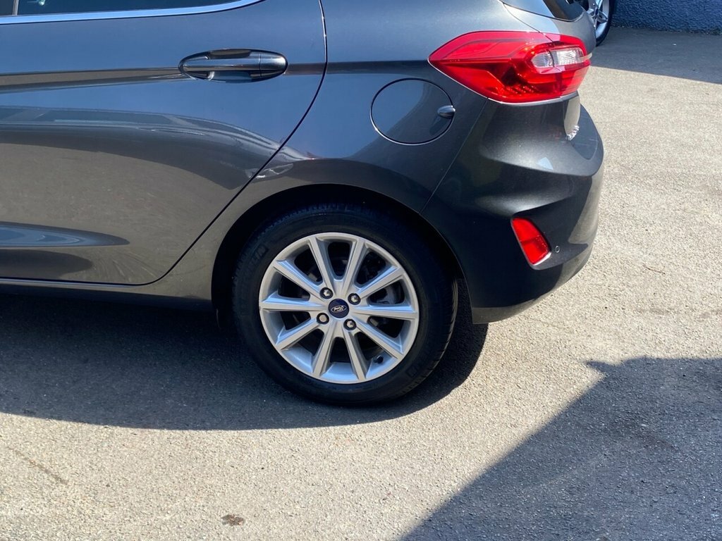 Ford Fiesta 1L Titanium GU68UGD Grey #5