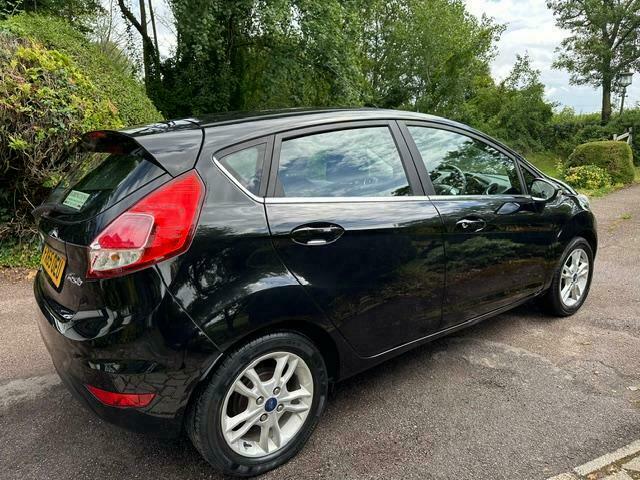 Ford Fiesta Zetec Black #6