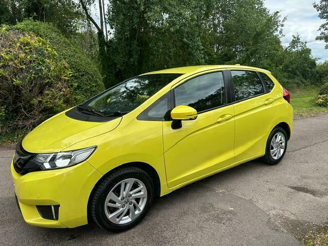 Honda Jazz I-vtec Se Yellow #2
