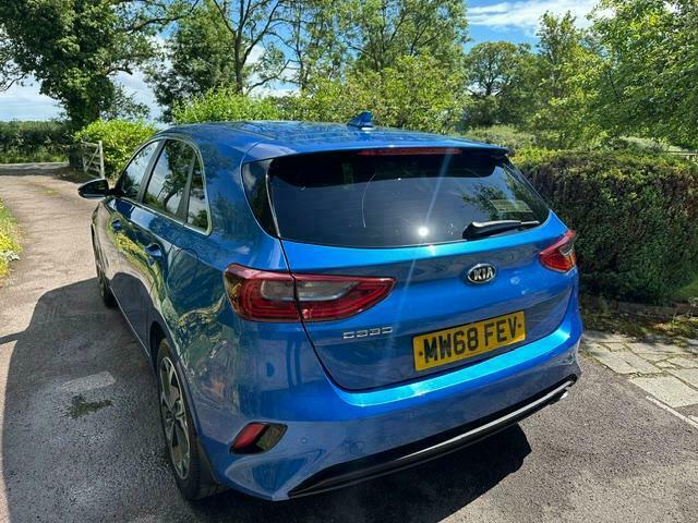 Kia Ceed 1.6 Crdi Gt Line Hatchback Euro 6 Ss Red #7