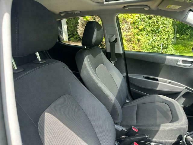 Hyundai I10 1.0 Se 65 Red #13
