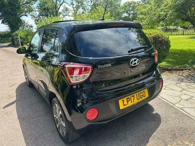 Hyundai I10 1.0 Se 65 Red #9