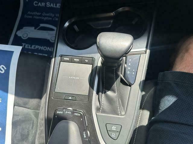 Lexus UX 250H 2.0 Takumi Cvt #21