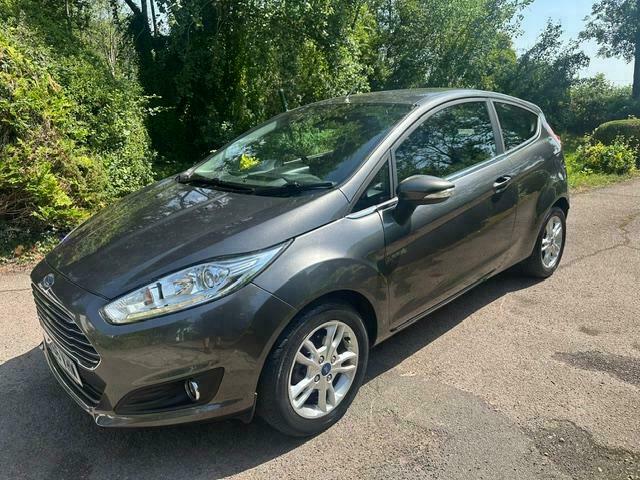 Ford Fiesta Zetec Grey #2