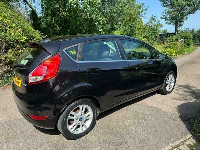 Ford Fiesta Zetec Black #6