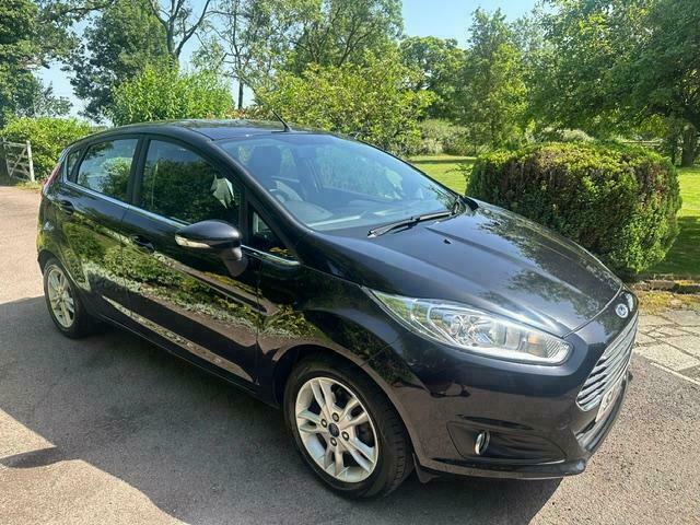 Ford Fiesta Zetec Black #4