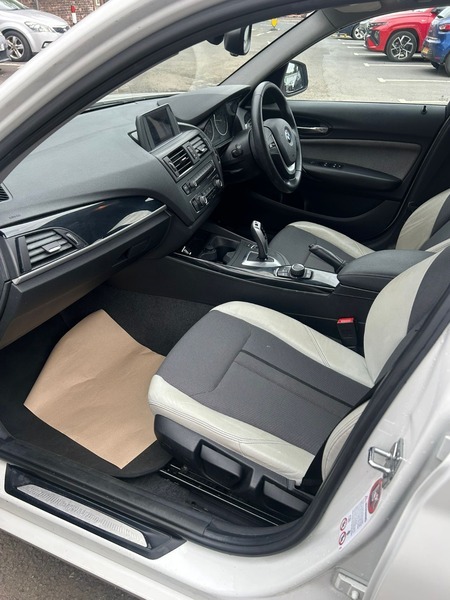 BMW 1 Series M Sport White #7
