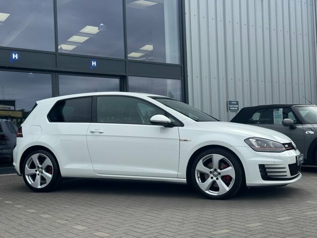 Volkswagen Golf Tsi Bluemotion Tech Gti FH17GLV White #5