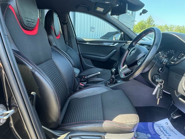Skoda Octavia Tdi Vrs Hatchback Black #4