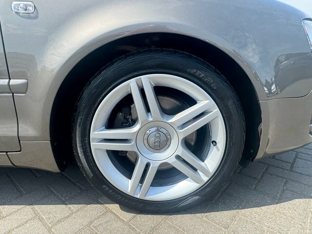 Audi A4 Cabriolet Convertible 1.8 T Sport 200756 Silver #27